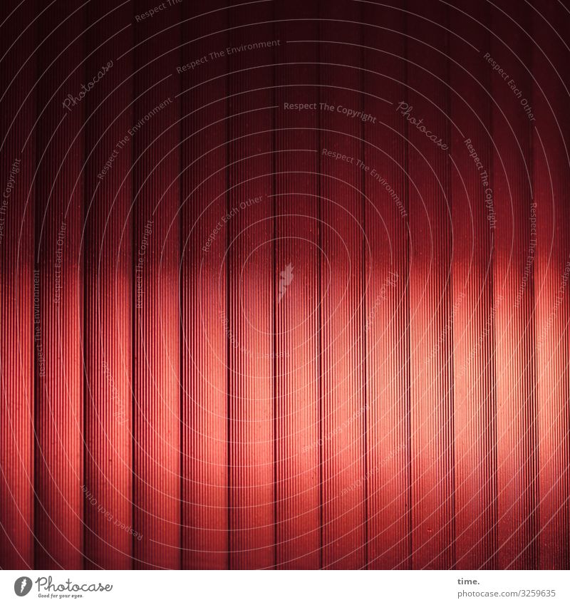 rote Linien Oberfläche Struktur Muster parallel oberfläche kunstlicht schatten spotlight blickdicht verschlossen Glas