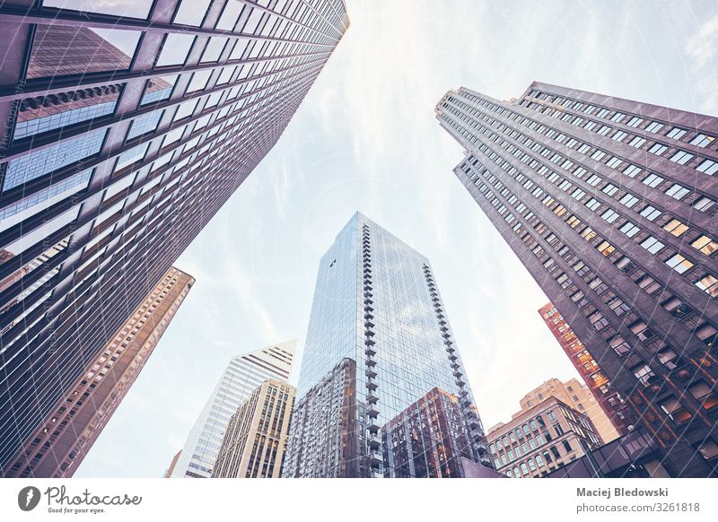 Blick auf die Wolkenkratzer von Chicago, USA. kaufen Reichtum elegant Städtereise Büro Himmel Kleinstadt Stadt Stadtzentrum Hochhaus Bankgebäude Gebäude