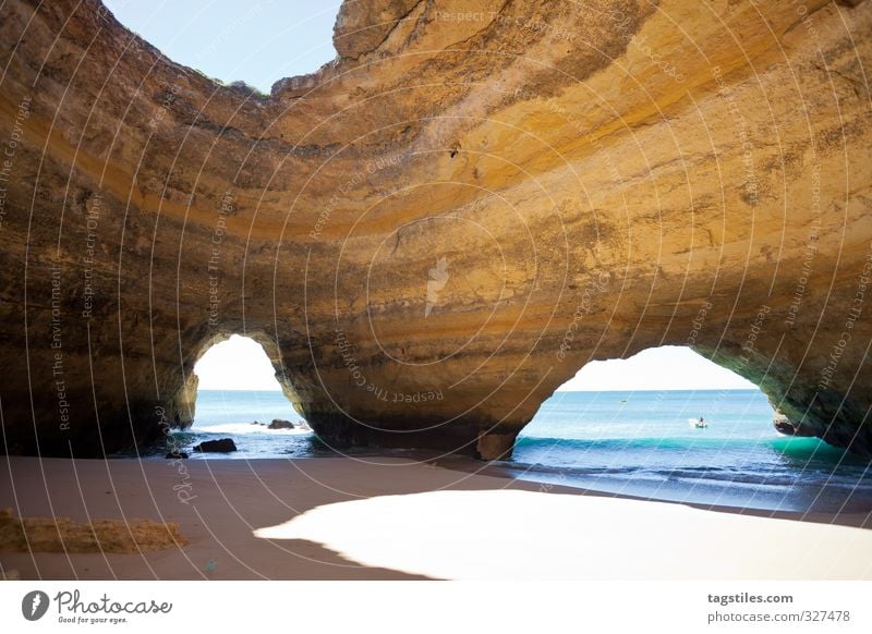 M Portugal Algarve Seacaves Höhle Seehöhlen Sea-Caves Benagil Praia de Benagil Felsalgarve Ferien & Urlaub & Reisen Reisefotografie Idylle Postkarte Tourismus