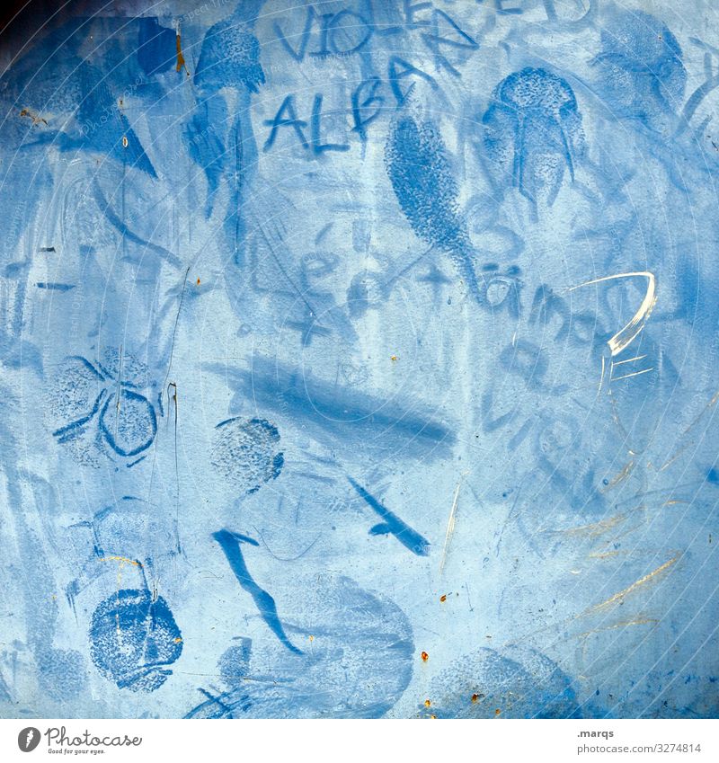 Alban's Spielwand Wand blau Metall Abdruck Fußball Kindheit name alban leo Kratzer Spielen Kinderspiel Schriftzeichen