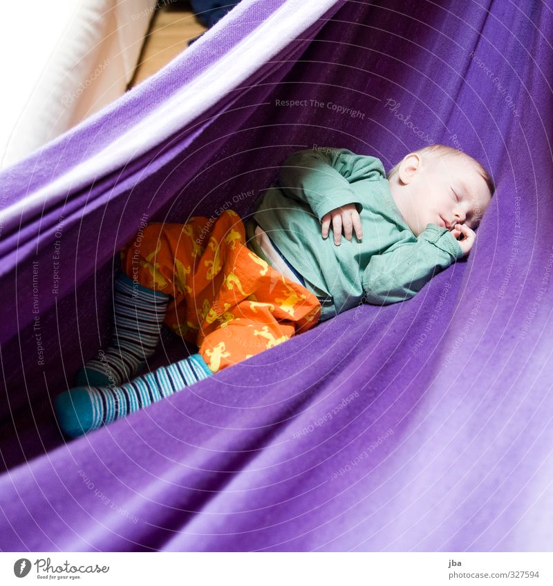 Erholung Wohlgefühl Zufriedenheit ruhig Hängematte Mensch feminin Kind Baby Kleinkind Mädchen 1 0-12 Monate hängen liegen schaukeln schlafen träumen Glück