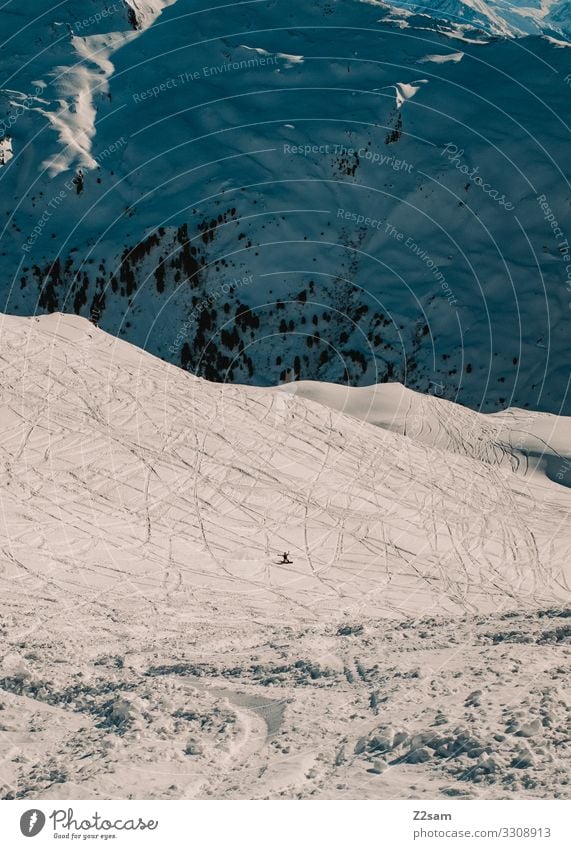 Freerider | Snowboarder Lifestyle Freizeit & Hobby Abenteuer Winter Schnee Winterurlaub Berge u. Gebirge Wintersport Mensch Natur Landschaft Sonne Alpen