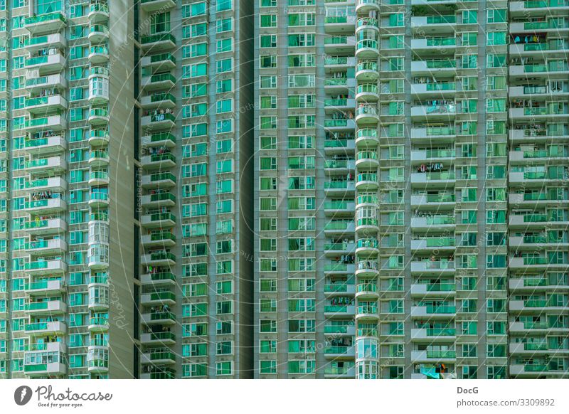 Shenzhen - green appartment block in megacity at daylight exotisch Wohnung China Asien Stadtzentrum überbevölkert Hochhaus Architektur Mauer Wand Fassade Balkon
