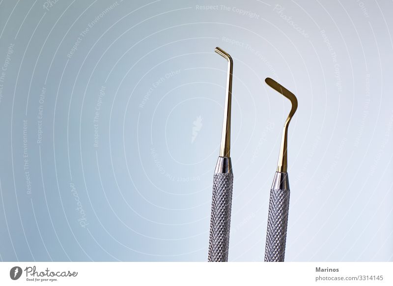 Zahnärztliche Ausrüstung. zahnärztliche Werkzeuge für die Mundgesundheitspflege. Gesundheitswesen Medikament Büro Technik & Technologie Zähne Metall Stahl