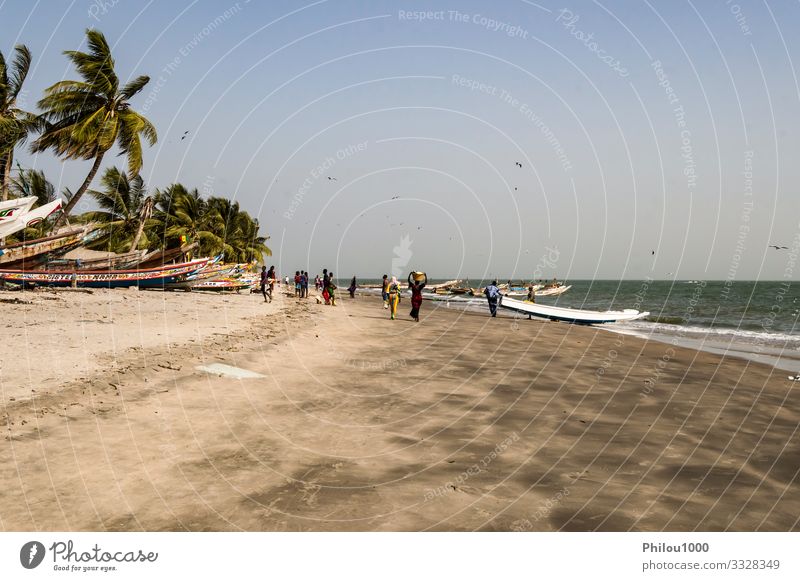 Westafrika Gambia - Blick auf den Strand Lifestyle Ferien & Urlaub & Reisen Tourismus Ausflug Meer Haus Arbeit & Erwerbstätigkeit Kultur Landschaft Horizont