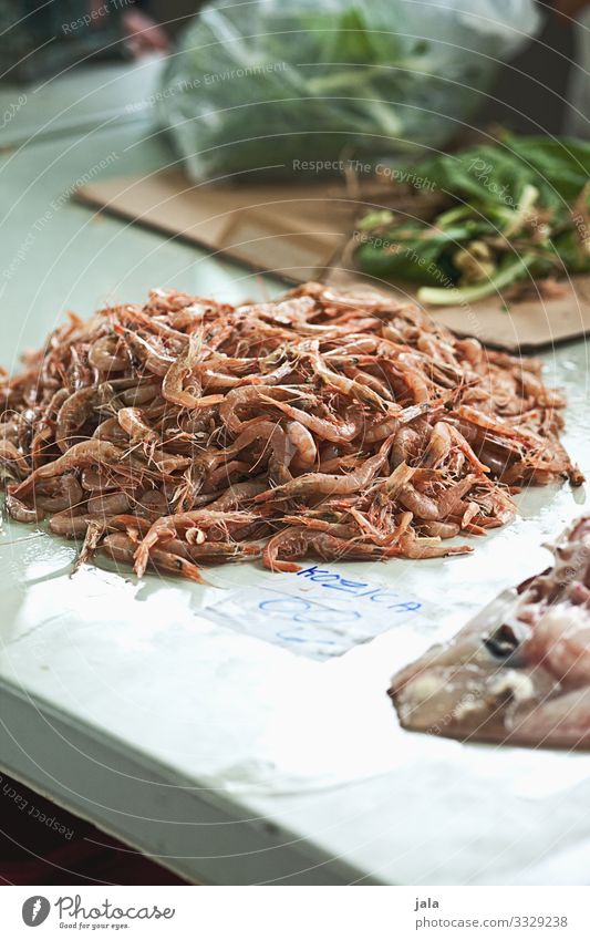 shrimps Lebensmittel Meeresfrüchte Garnelen Krustentier kaufen frisch Gesundheit lecker Markt Marktstand Fischmarkt Protein Farbfoto Außenaufnahme Menschenleer