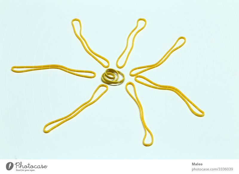 Gelbe Sonne aus farbigen Gummibändern elastisch mehrfarbig Gummiband Schnur Büro Farbe Dinge Hintergrundbild Strukturen & Formen gelb hell Konzepte & Themen