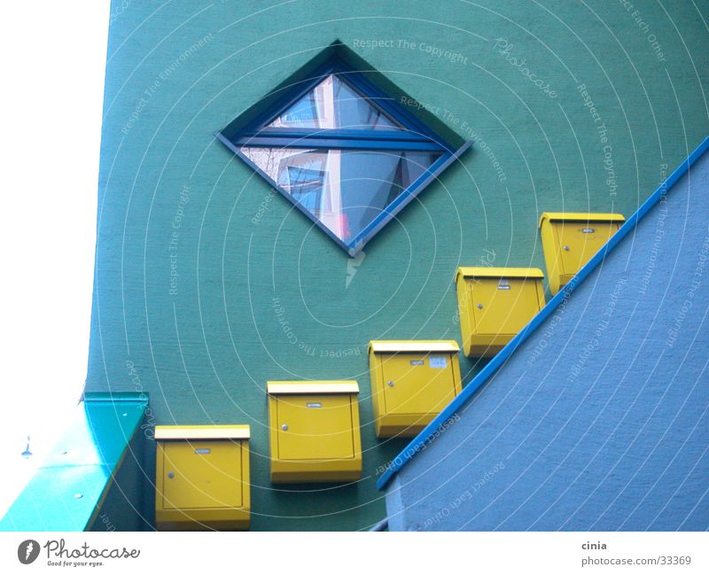 treppe Briefkasten Haus Fenster Architektur Treppe blau Kontrast
