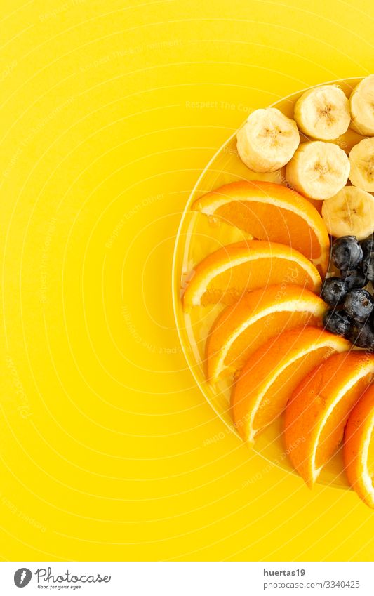 Sortiment von frischem Obst von oben gesehen Gemüse Orange Ernährung Vegetarische Ernährung Diät Schalen & Schüsseln Gesunde Ernährung nachhaltig Lebensmittel