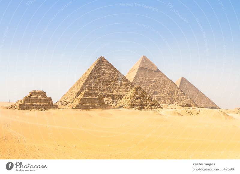 Große Pyramiden im Gizeh-Tal, Kairo, Ägypten Ferien & Urlaub & Reisen Tourismus Sommer Sonne Landschaft Sand Himmel Ruine Architektur Denkmal Stein alt