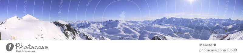 Bergpanorama im Schnee Berge u. Gebirge Natur Landschaft Himmel Horizont Sonnenlicht Schönes Wetter Alpen Gipfel Schneebedeckte Gipfel groß Pic Blanc