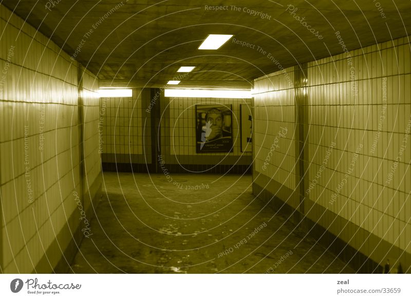 ::.. underground no.1 ..:: Tunnel Fußgänger Durchgang gelb Architektur Unterführung Bahnhof Wege & Pfade u.bahn