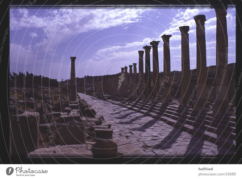 jerash kolonnadenstrasse Naher und Mittlerer Osten Jordanien Jerash Archäologie historisch Arabien Architektur Vergangenheit