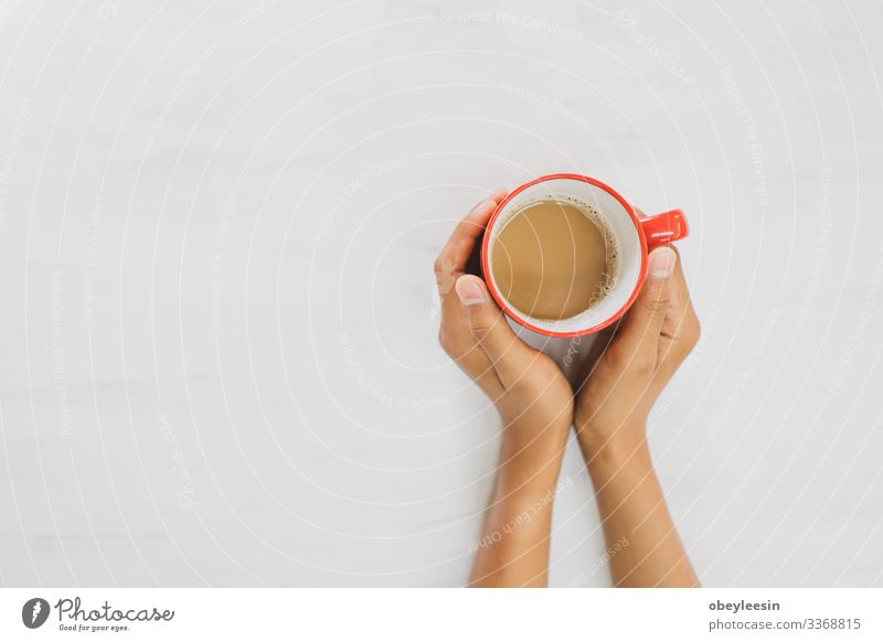 mit einer Tasse Kaffee in der Hand Lifestyle Stil Design Bildung Mensch Kunst Künstler Mode Diät alt füttern Farbfoto Morgen Tag