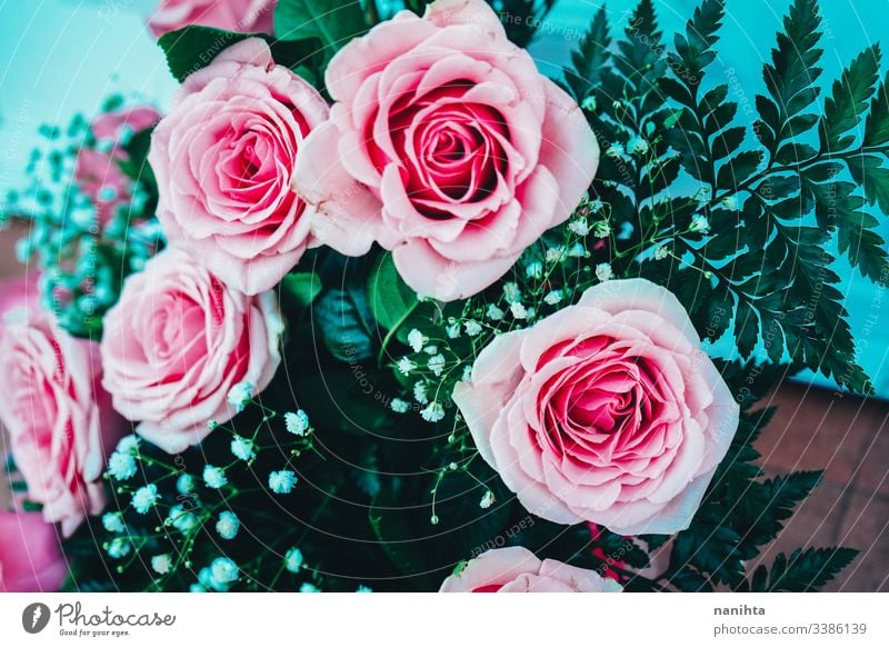 Wunderschöner Strauß rosa Rosen Frühling Hintergrund Blumenstrauß Hochzeit Dekoration & Verzierung frisch Frische Korallen Geschenk Valentinsgruß Valentinstag
