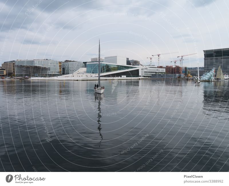Hafen von Oslo mit Oper Norwegen Stadt Himmel Ferien & Urlaub & Reisen Kultur Opernhaus Meer Wahrzeichen Architektur Hauptstadt Europa