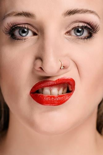 Woman with red lips elegant schön Schminke Lippenstift feminin Junge Frau Jugendliche Mund 18-30 Jahre Erwachsene Accessoire Piercing Blick ästhetisch Erotik