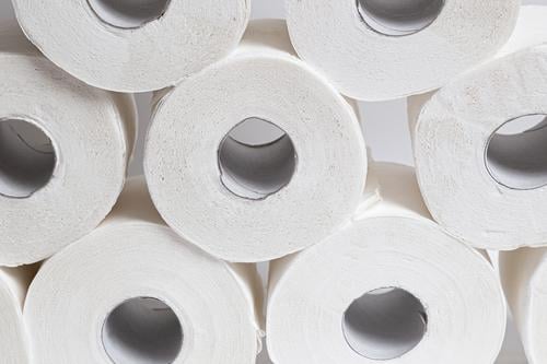 Toilettenpapierrollen Papierrollen Rollen weiß rund Sauberkeit Hamsterkauf Corona Körperpflege Hygiene Klopapier