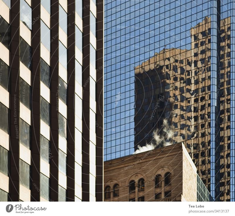 Bauen in der Großstadt Boston Reflexion & Spiegelung Architektur Hochhaus Bauwerk Glas Stadtzentrum Farbfoto Außenaufnahme Gebäude Fenster modern