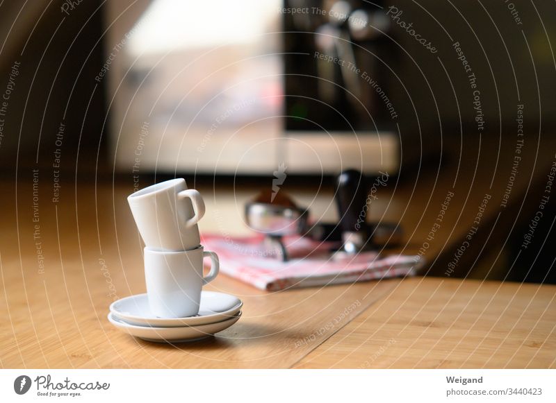 Espresso Tassen Espressomaschine Küche Küchengeräte lecker Pause Partnerschaft zwei Koffein Achtsamkeit Ruhe Gelassenheit