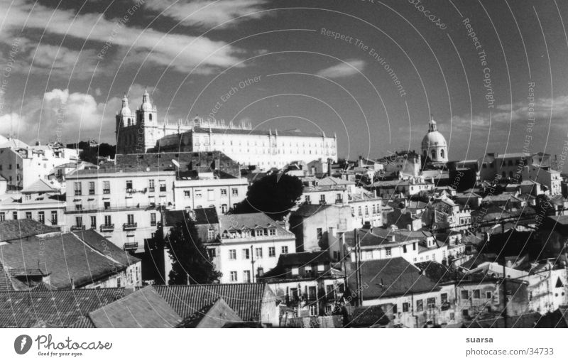 Über den Dächern von Lissabon Ferien & Urlaub & Reisen Portugal Europa Stadt Stadtzentrum Altstadt Kirche Palast Architektur Sehenswürdigkeit Wahrzeichen