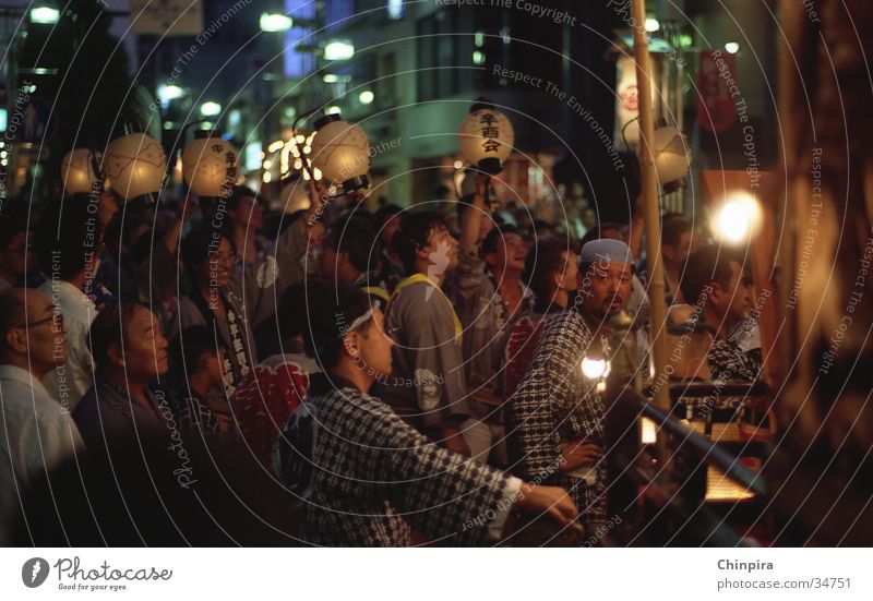 Japanisches Fest Nacht Gesellschaft (Soziologie) Tradition Menschengruppe Musikfestival