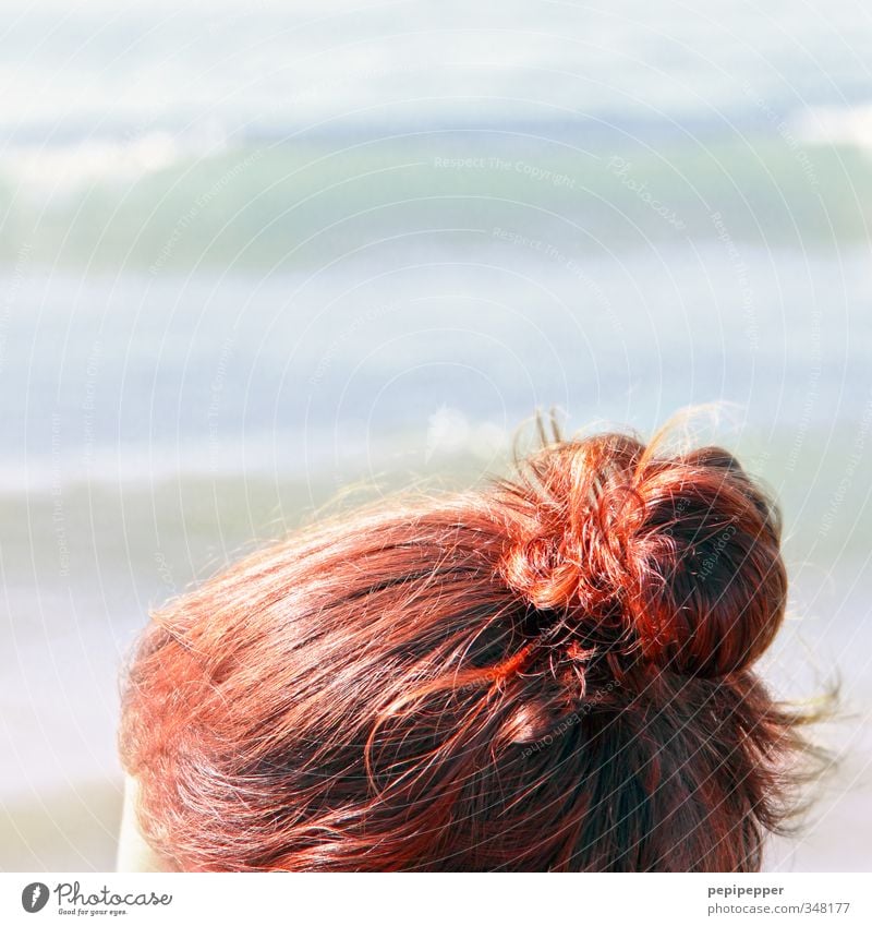 rotschopf schön Haare & Frisuren Kur Spa Schwimmen & Baden Ferien & Urlaub & Reisen Tourismus Sommerurlaub Sonnenbad Strand Meer Junge Frau Jugendliche Wasser