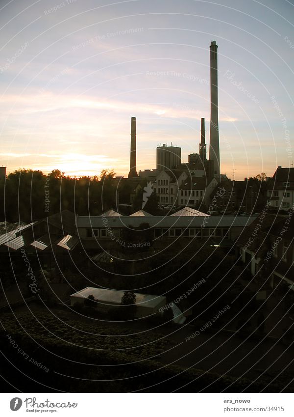 Kraftwerk 02 Panorama (Aussicht) Sonnenuntergang Architektur Stromkraftwerke Schornstein groß