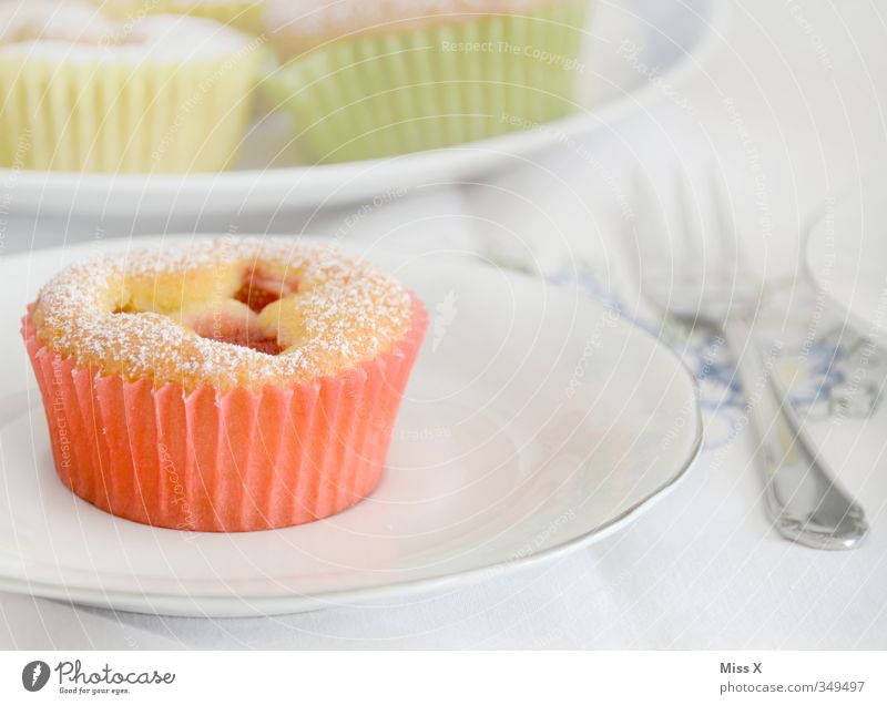 Muffin Lebensmittel Teigwaren Backwaren Kuchen Dessert Marmelade Ernährung Frühstück Kaffeetrinken Geschirr Besteck Feste & Feiern Hochzeit Geburtstag klein
