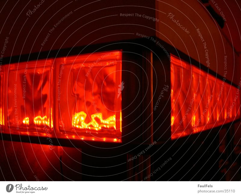 Redcubes Licht rot Glasbaustein obskur Stein Beleuchtung