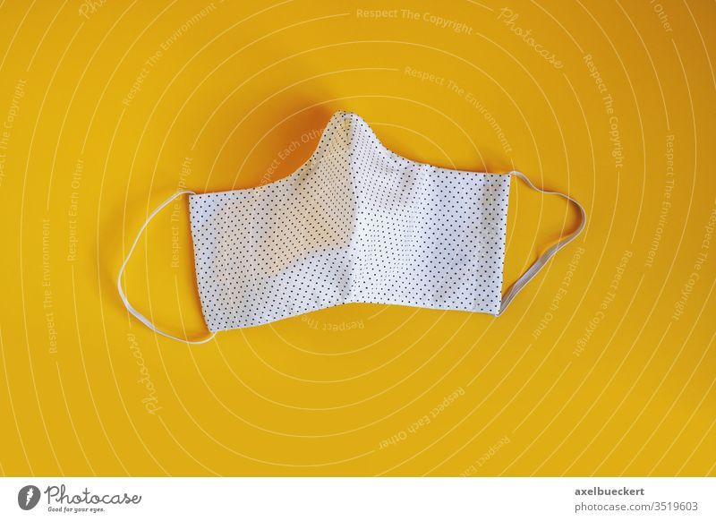 Corona Alltagsmaske wiederverwendbar und waschbar corona Maske covid-19 mund-nasen-schutz Mundschutz Gesichtsmaske schützend Mode Stoff Bekleidung Accessoire