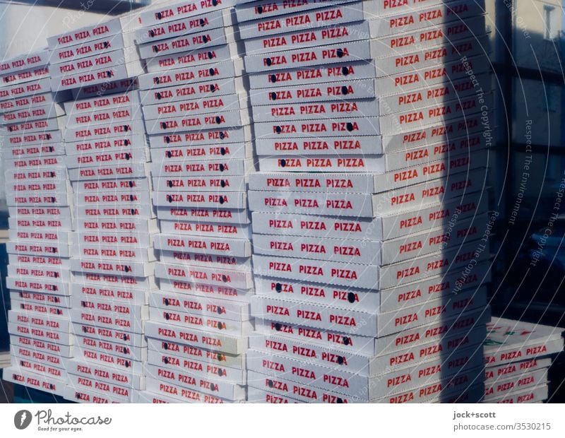 Gesundheit nicht schlecht mit Pizza Angebot Italienisch rote Schrift bläulich Pizza selbst geholt Dienstleistungsgewerbe Gleichheit rote schrift pizzadienst