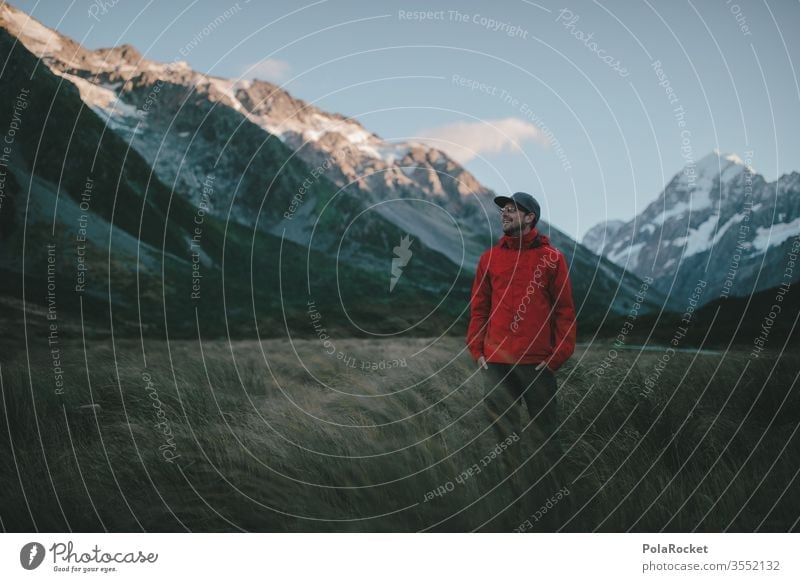 #AS# Be a wanderer Wanderer pose Junger Mann Freiheit Neuseeland Landschaft Fernweh Bergkette Schönes Wetter Bergsteigen Ausflug Tag Abenteuer