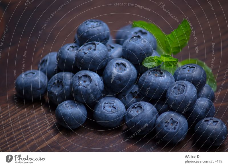 Heidelbeeren Lebensmittel Frucht Dessert Blaubeeren Gesunde Ernährung blueberries fruit Essen Frühstück Vegetarische Ernährung Diät Gesundheit saftig dünn schön