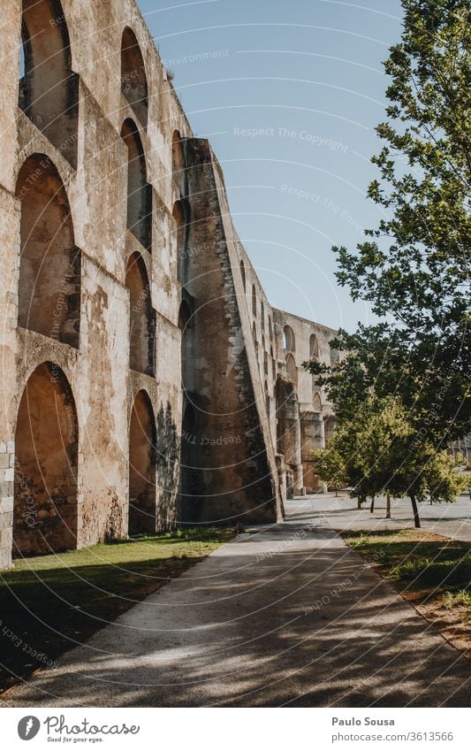 Aquädukt in Elvas, Portugal unesco UNESCO-Weltkulturerbe Architektur Ferien & Urlaub & Reisen Tourismus Außenaufnahme Wahrzeichen Farbfoto antik Erbe Natur