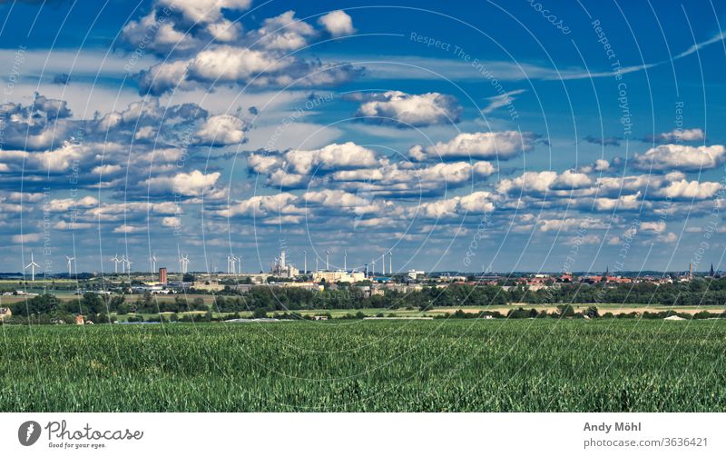Landschaftsporträt  Sachsen-Anhalt Wolken blau Feld Stadt grün Samstag Industrie nikon sky bunt wunderbar schön Sommertag unterwegs