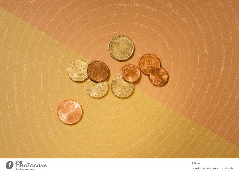 Kleingeld Münzgeld Kleinvieh Cent Münzen Centmünzen sparen arm Armut Restgeld Rückgeld Bargeld wenig kupfer gold Geldmünzen Euro centstücke günstig billig