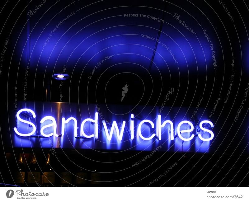 neon "sandwiches" Neonlicht Belegtes Brot Licht Bar Text Leuchtreklame Ernährung Beleuchtung blau Schriftzeichen Anzeige