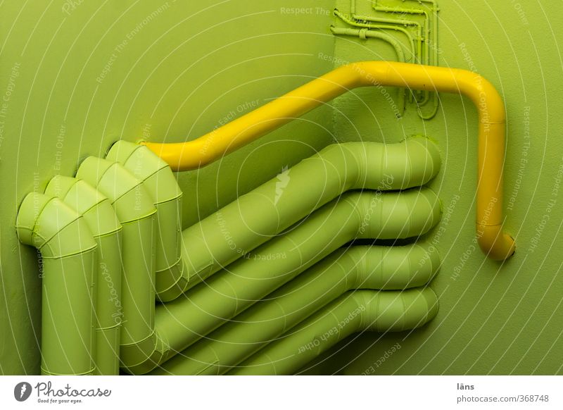 im grünen Bereich gelb Röhren Wand Gebäude Versorgung Leitung Rohrleitung gebündelt