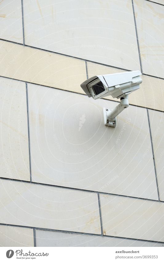 Überwachungskamera Sicherheit cctv Technik & Technologie Video Kontrolle Schutz Wand Privatsphäre spionieren Gebäude beobachten Beobachtung Verbrechen Fassade
