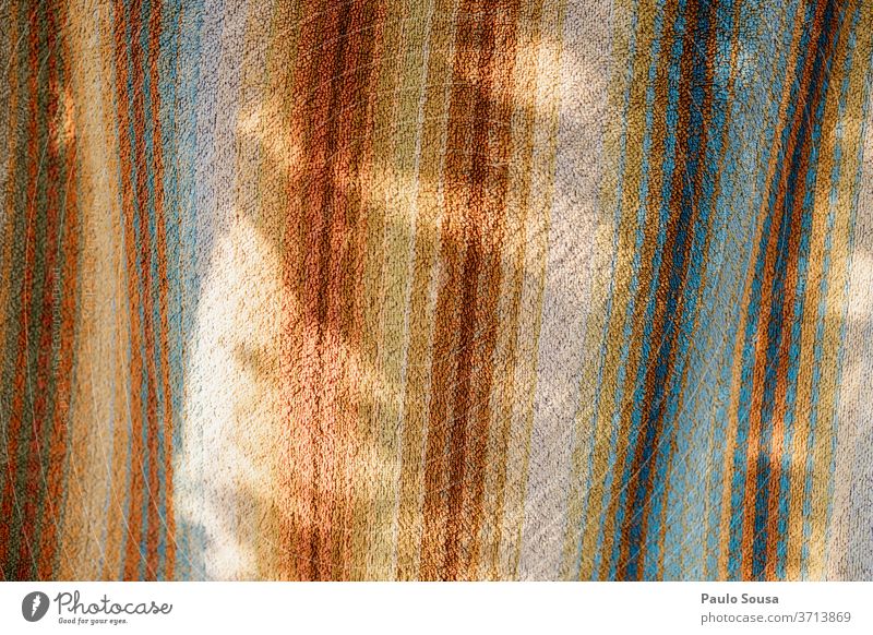 Buntes Handtuch-Muster Badetuch Menschenleer Farbfoto erhängen Textil Farbe Haushalt blau weiß Nahaufnahme Hintergrund weich Tag grün Stoff Sauberkeit heimisch