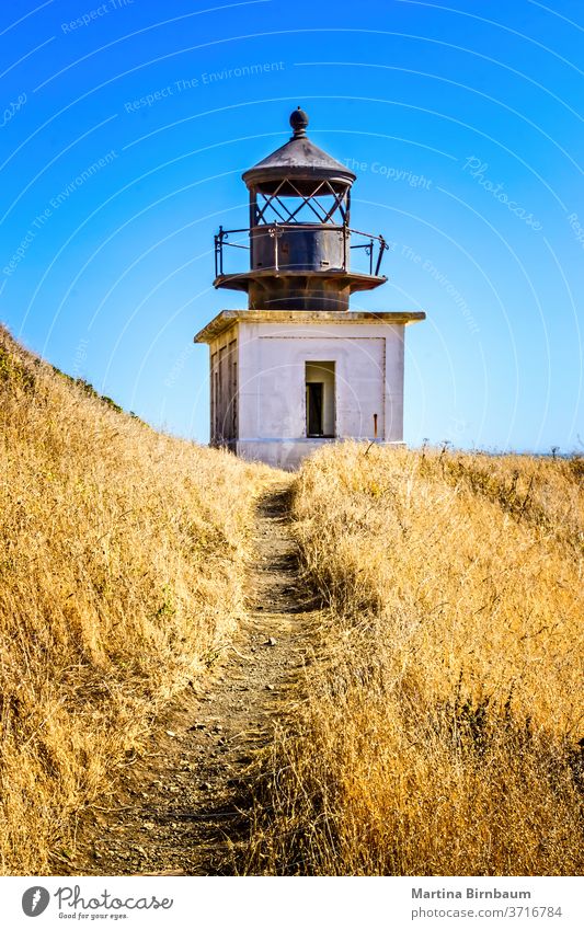 Der verlassene Leuchtturm von Punta Gorda an der verlorenen Küste, Kalifornien USA punta verirrt Haus Pazifik Landschaft reisen Strand Licht Meer blau Wasser