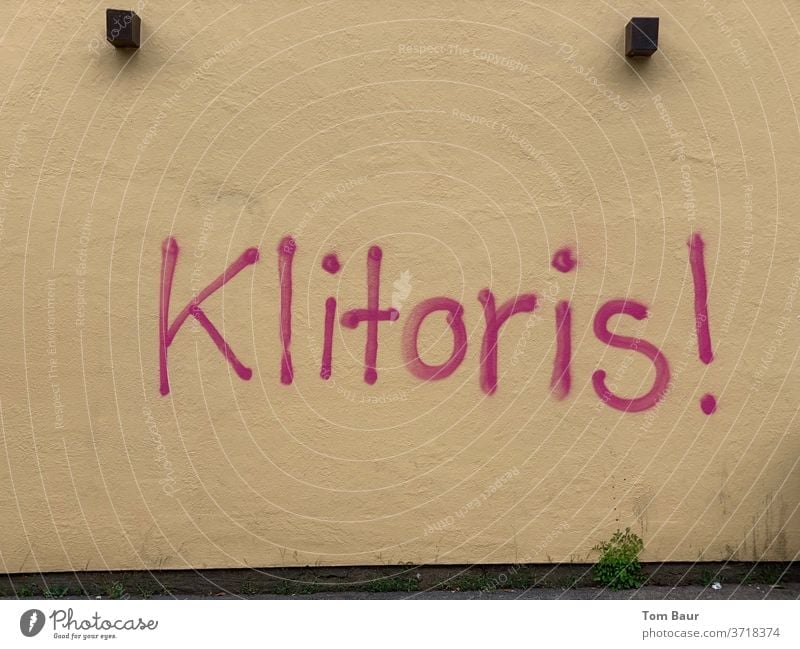 Graffiti „Klitoris“ - Frauenpower grafitti frauentag Weltfrauentag Homosexualität lesbisch lesben lesben und schwulenszene frauen an die macht Liebe