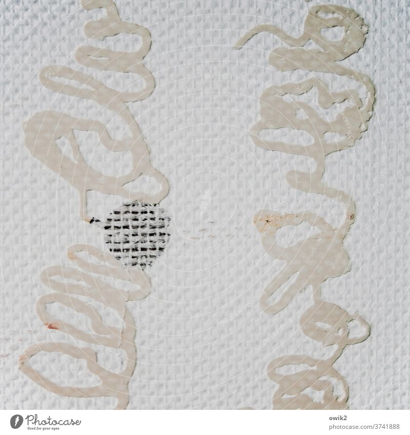 Irgendwie Mongolisch Wand Tapete Struktur Muster Gewebe Kunststoff Detailaufnahme Nahaufnahme Schlieren Klebstoff Reste bizarr Schriftzeichen Krakelei