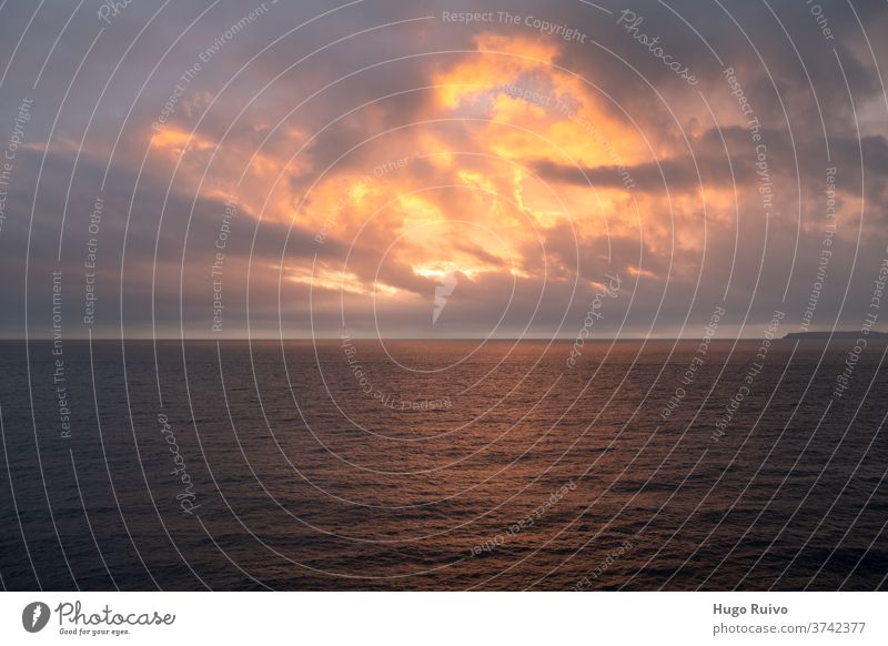 Sonnenuntergang über der Meereslandschaft in Peniche Landschaft Portugal Horizont Küste Natur Himmel Ferien & Urlaub & Reisen Wasser Atlantik Insel