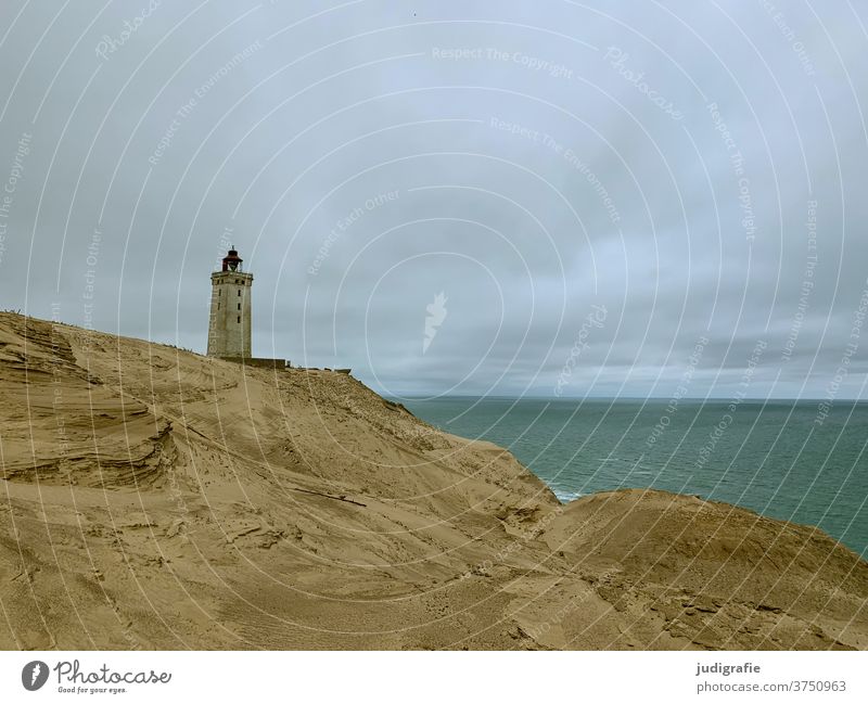 Leuchtturm Rubjerg Knude Fyr noch an seinem ursprünglichen Platz an der Küste Dänemarks Nordsee Düne Ferien & Urlaub & Reisen Farbfoto Menschenleer