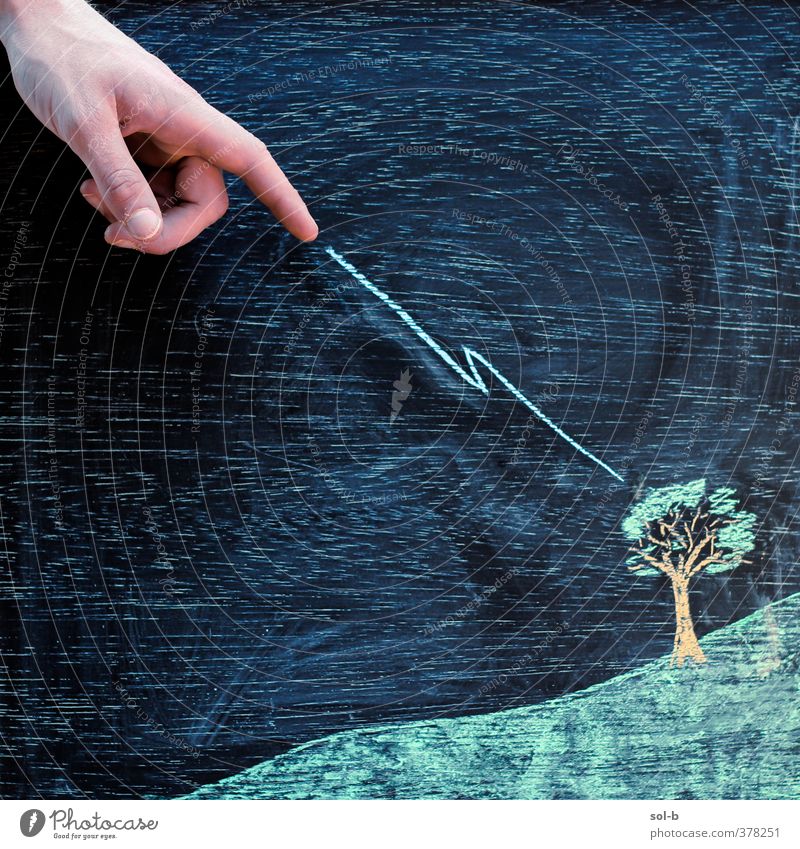 zap! Hand 1 Mensch Kunst Kunstwerk einzigartig lustig Originalität schwarz Macht Angst Todesangst Kreidezeichnung Tafel Baum Blitzschlag Blitze seltsam Witz