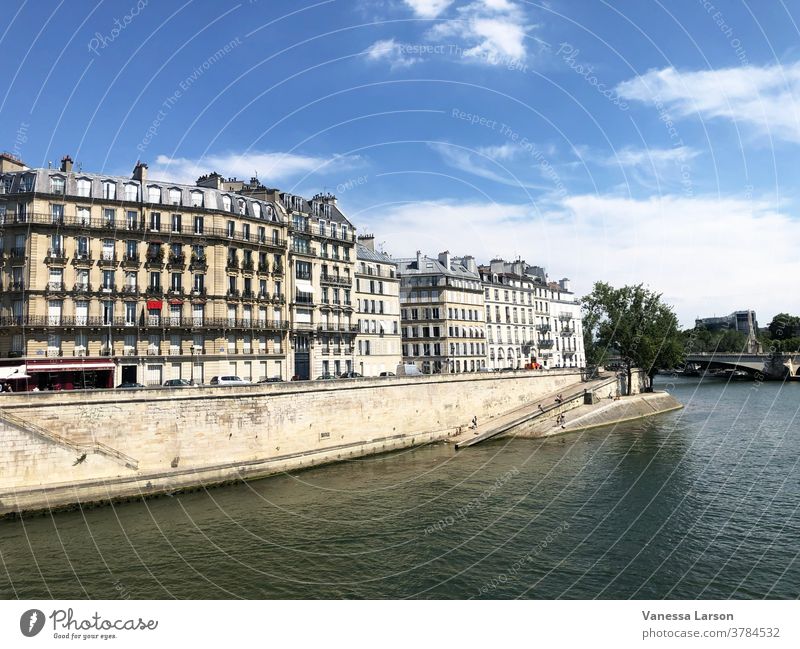 Gebäude und Seine in Paris, Frankreich Fluss Außenaufnahme Ferien & Urlaub & Reisen Europa Architektur Sightseeing Tag