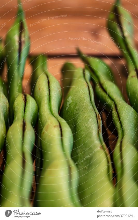 Makro Foto von liegenden grünen Bohnen Stangenbohnen Ernährung Stapel Makroaufnahme Strukturen & Formen struktur Vegetarische Ernährung Vegane Ernährung Gemüse