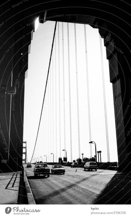Golden Gate Verkehr Verkehrswege Licht Schwarzweißfoto Golden Gate Bridge Linien San Francisco USA Brücke